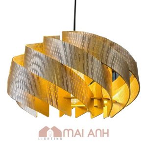 Đèn gỗ uốn lượn nhiều vòng thả trần decor đẹp mắt