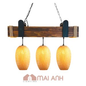 Đèn hộp gỗ quấn dây thừng treo thả 3 lồng mây tre bình hoa decor gian hàng triển lãm