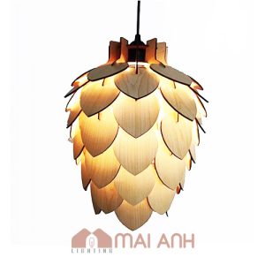 Đèn gỗ quả thông dáng dài đa tầng nghệ thuật decor Villa cao cấp Bảo Lộc