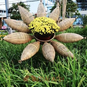 Đèn tre hình cái đó bắt cá 20X60 cm trang trí đường hoa xuân KCN Hiệp Phước