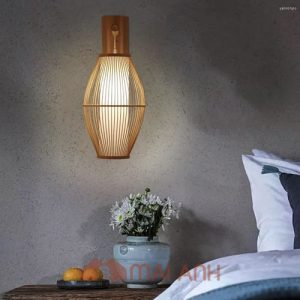 Đèn tăm tre hình oval gắn tường trang trí nhà hàng ẩm thực miền tây